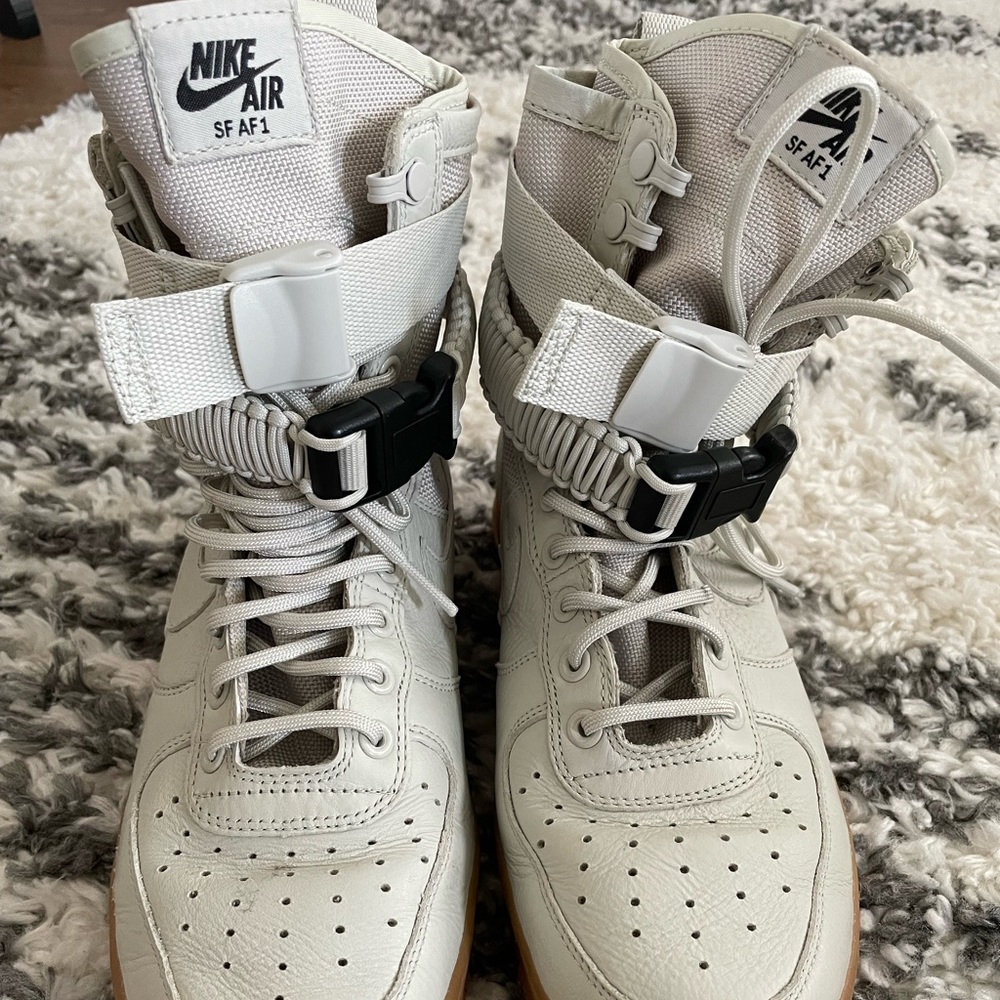 Nike SF-AF1 Sneakers
